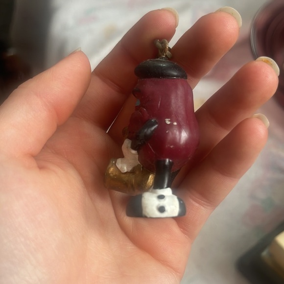 1988 California Raisins Vintage Keychain - Picture 2 of 8